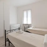 Quadrilocale Ospedale Civile 8 , 3 E Due Bagni * Brescia